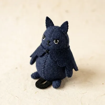 Bat-Toe toe puppet front view